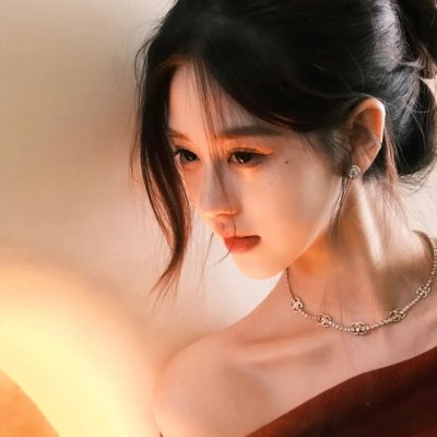雀斑男孩海报