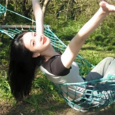 玻璃盒子海报